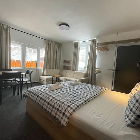 Apartmany Svaty Mikulas 扬斯凯拉兹涅 外观 照片