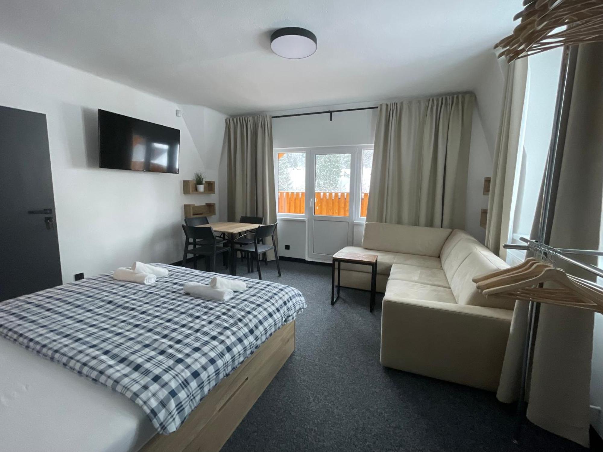 Apartmany Svaty Mikulas 扬斯凯拉兹涅 外观 照片